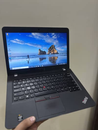 Lenovo ThinkPad i3 5005U | 8GB RAM | 128GB SSD | Good Condition