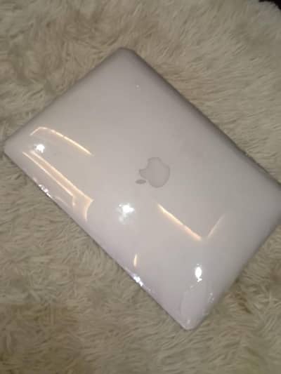 MacBook 2011 8gb 128ssd