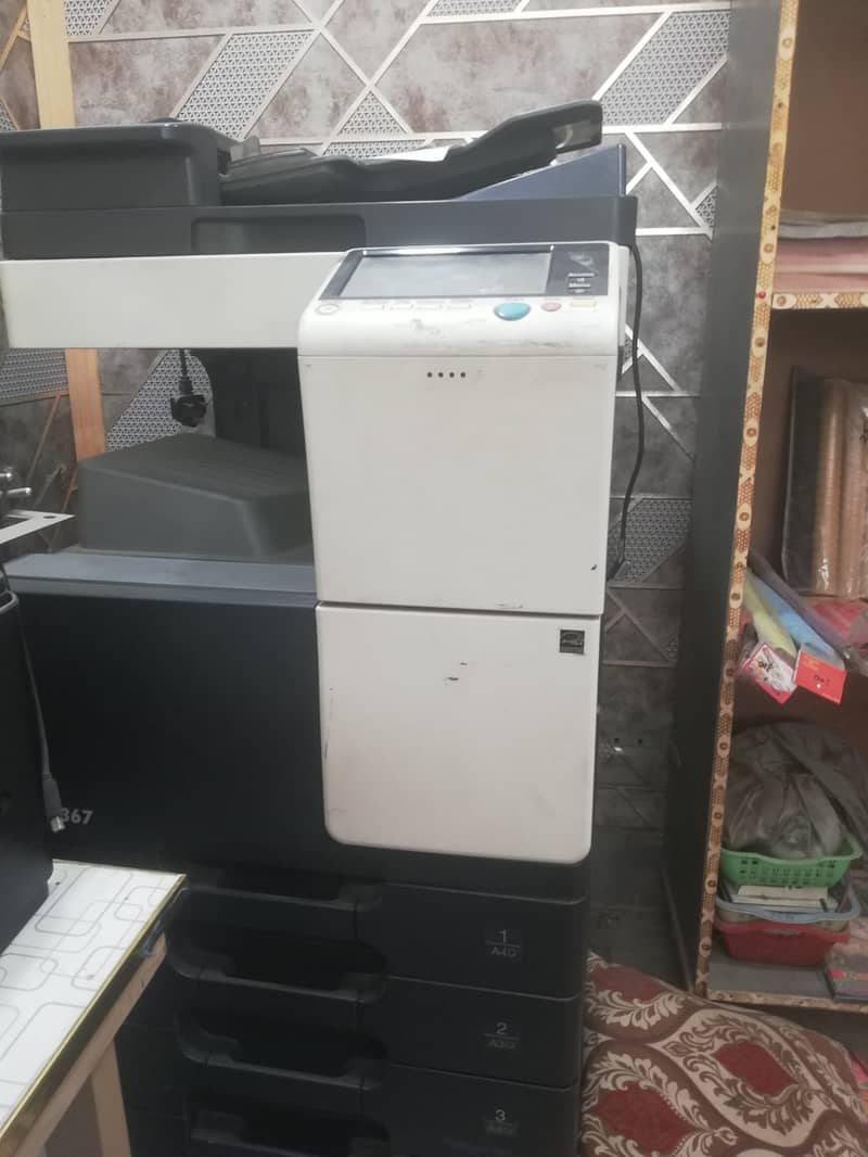 Konica 367 1