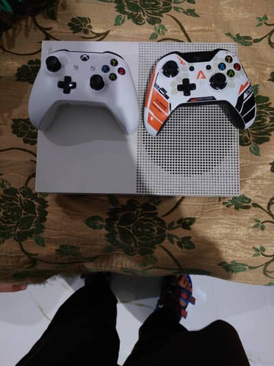 Xbox One S