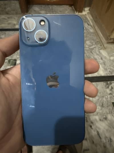 Apple iPhone 13