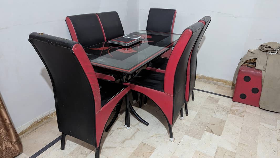 dining table with chairs 3