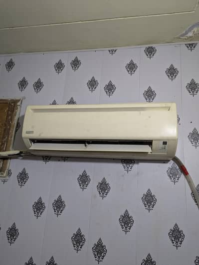1 ton split ac outdoor Dawlance indoor acson