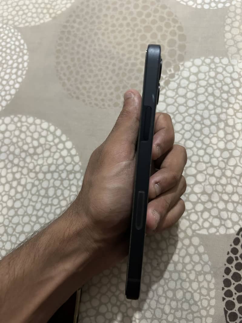 Iphone 12 3