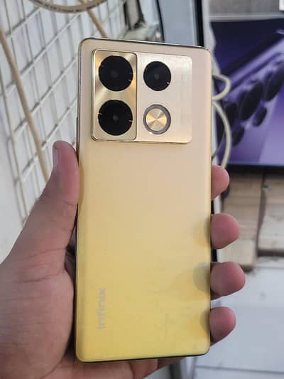 Infinix Note 40 Pro