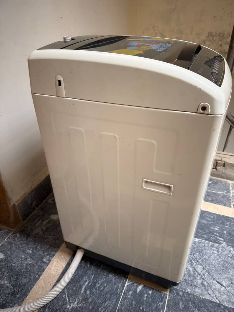 Automatic washing machine good performance 1