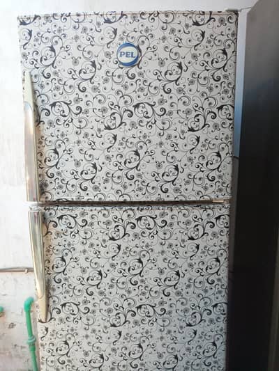 PEL refrigerator 10 by 9 condition. mobile No. 03459131017