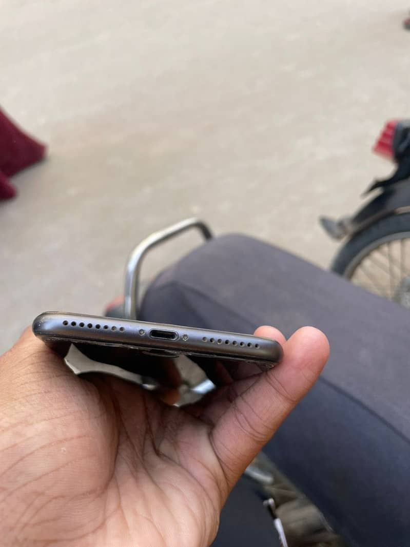 iphone 8 plus 3