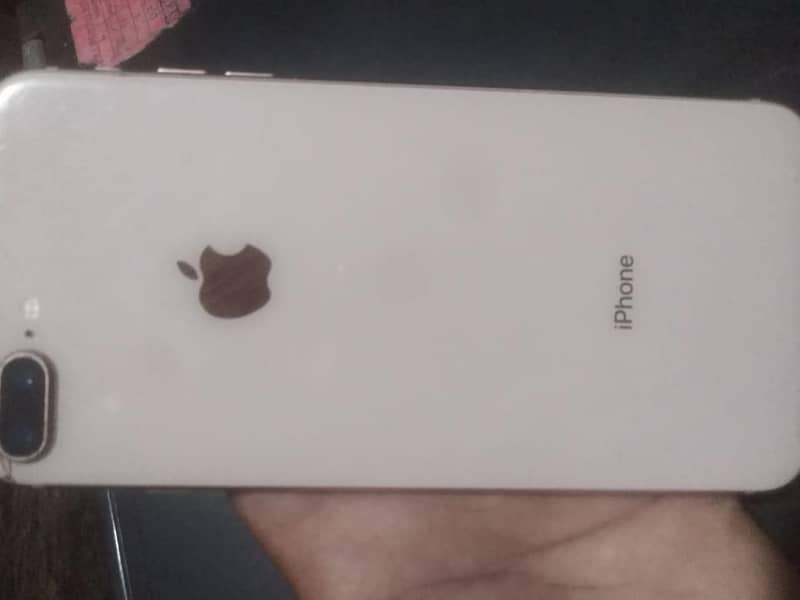Apple iPhone 8 Plus 2
