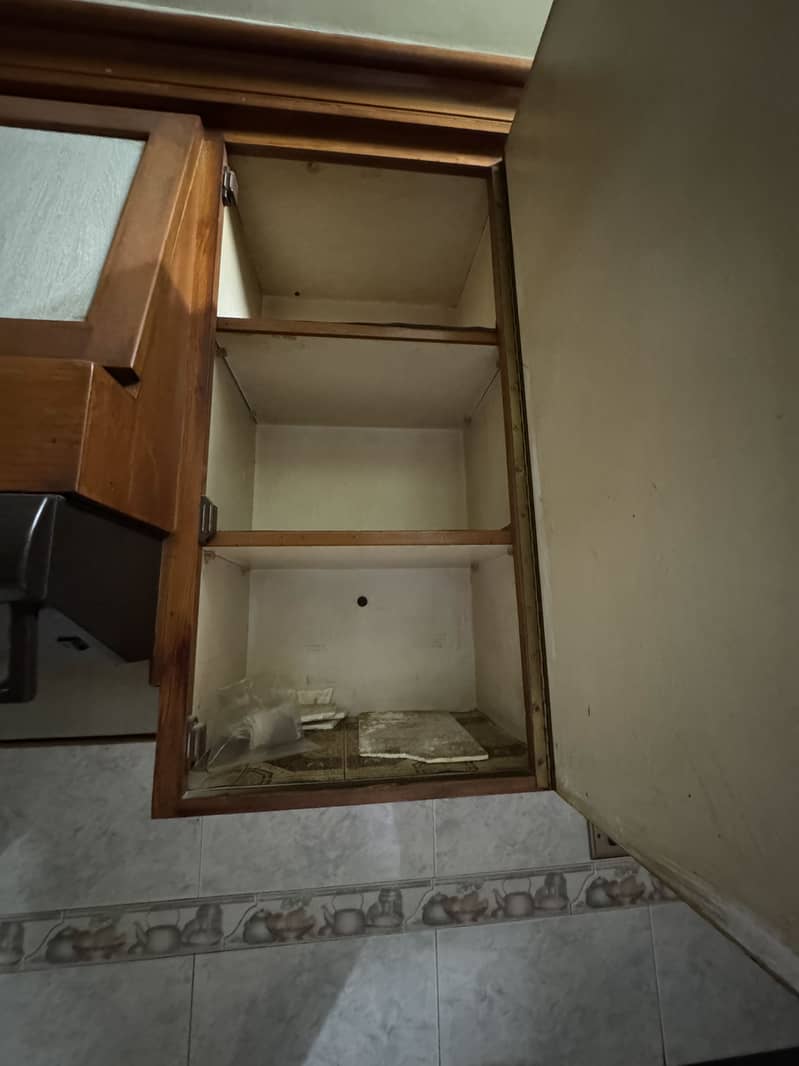 Kitchen cabinet Set 9