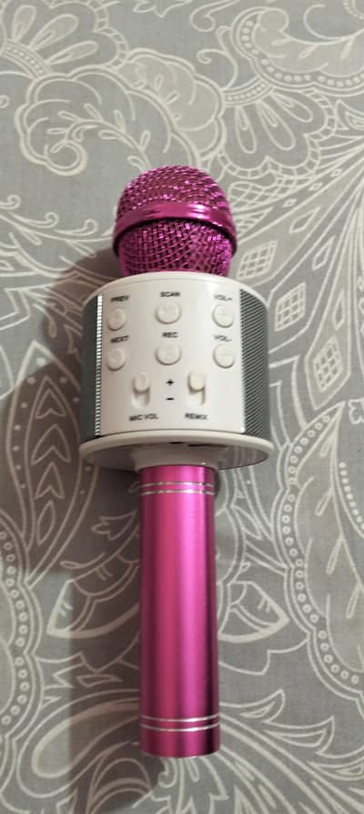 Mic for sale