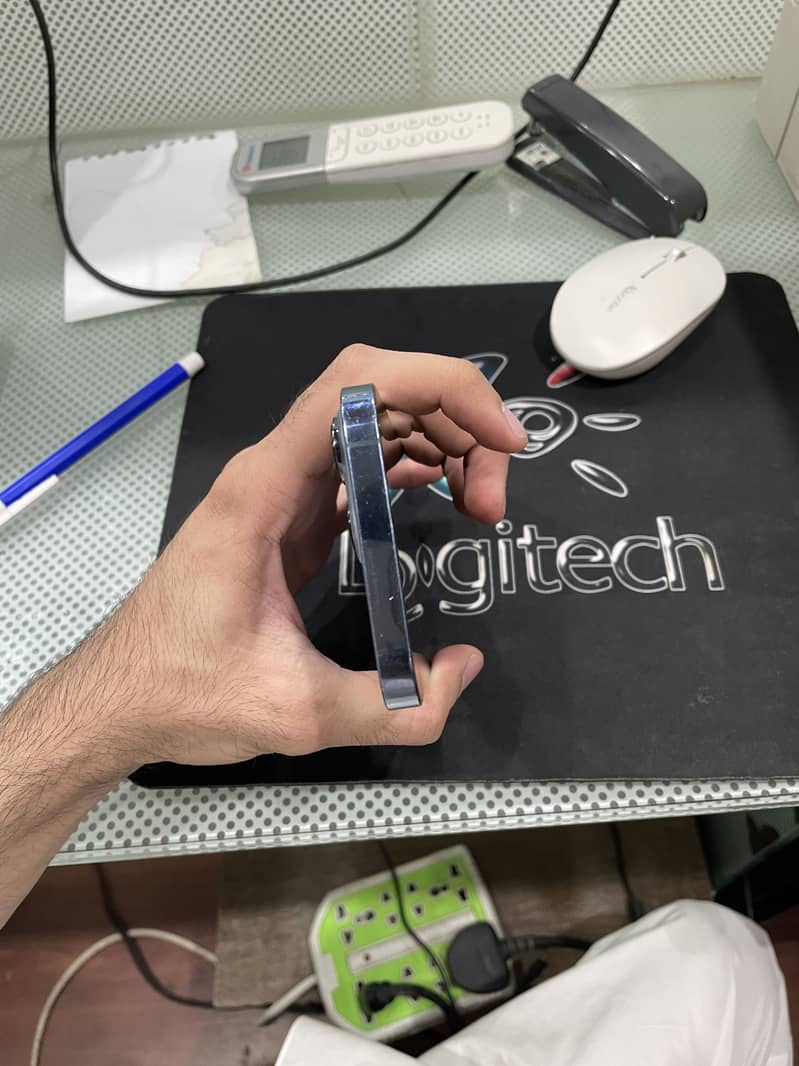 Apple iPhone 13 Pro 3