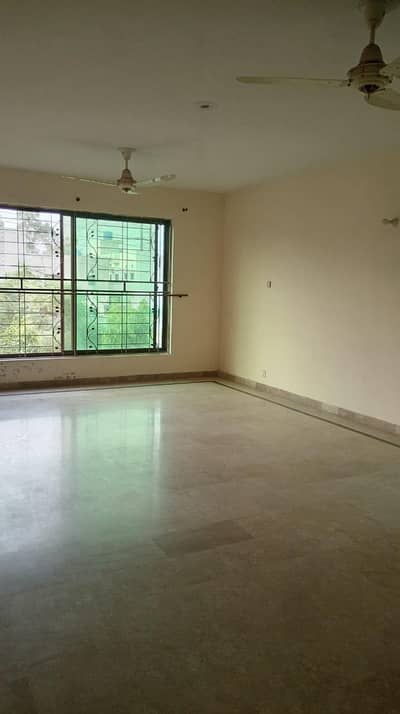 5 marla lower portion for rent in johar town lahore