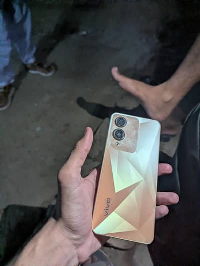Vivo Y17