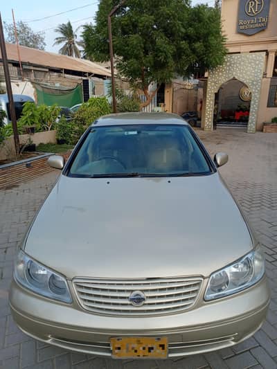Nissan Sunny 2005