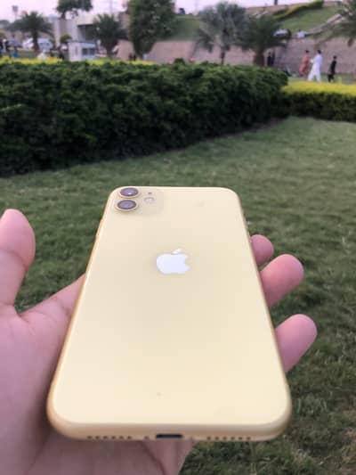 Apple iPhone 11