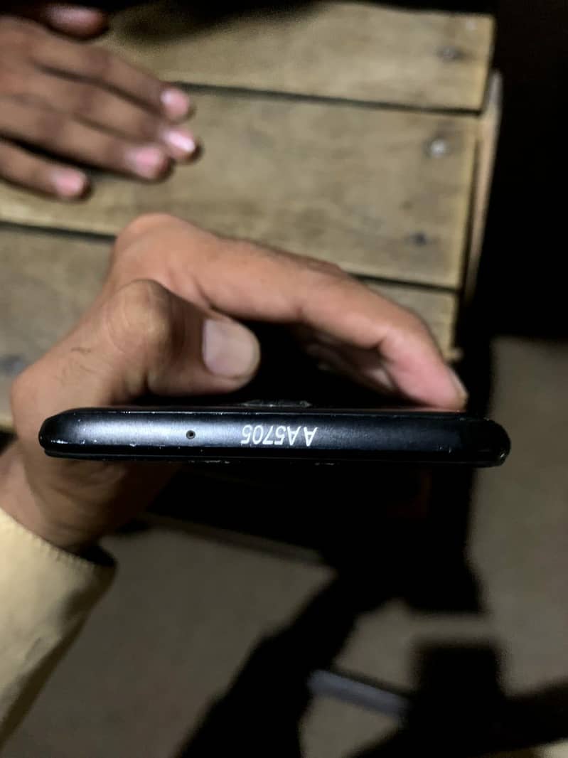 One Plus 6T 3