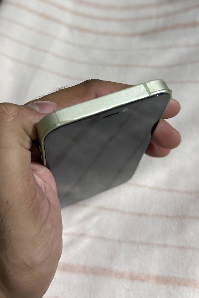 Apple iPhone 12 mini 2