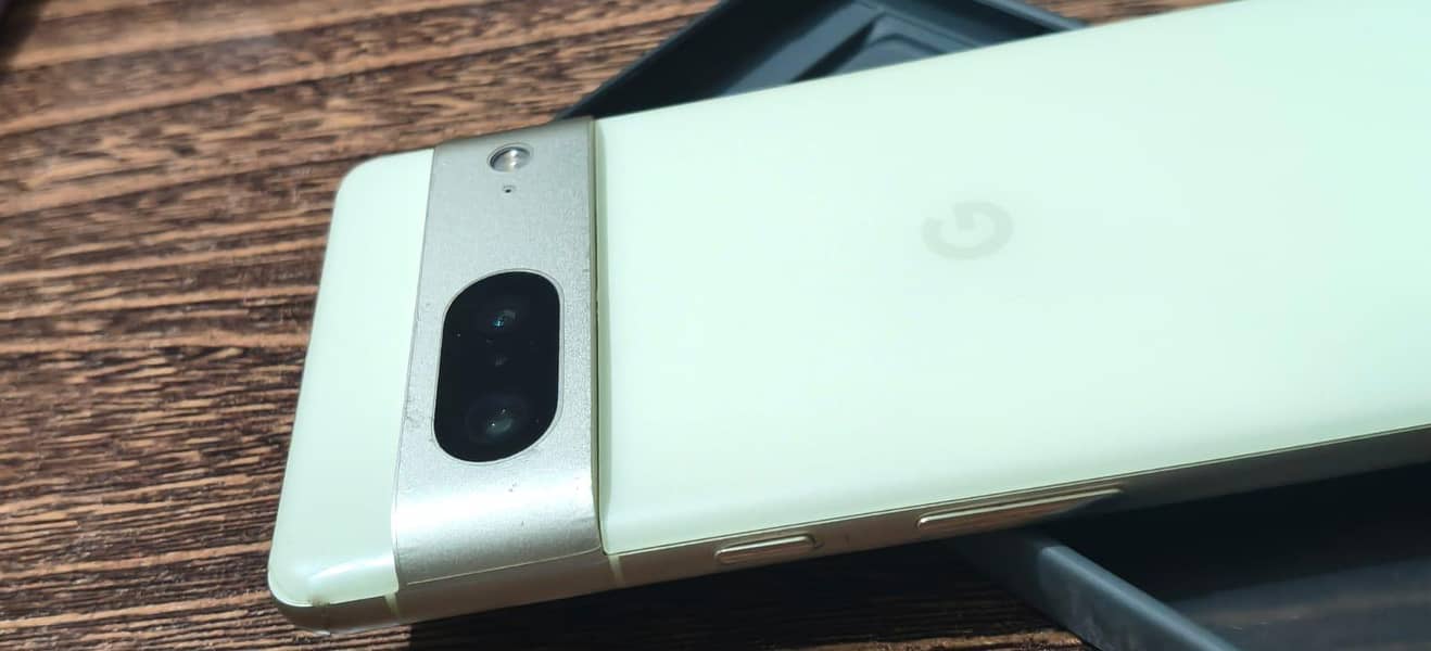 Google Pixel 7 8