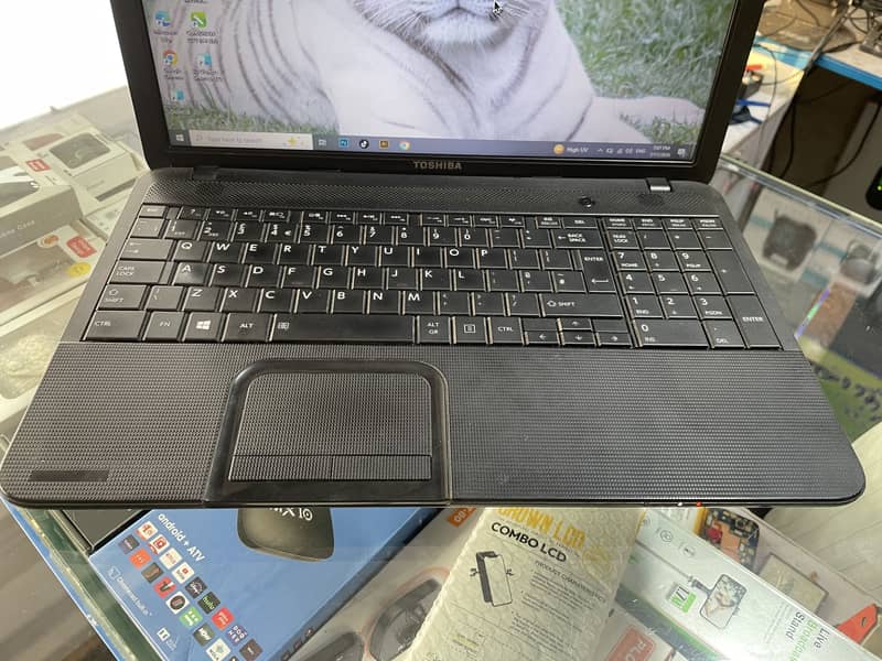 Core i3 8