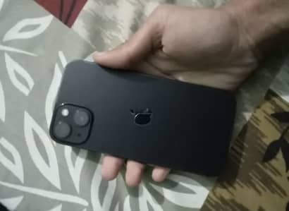 iPhone 13 10/10 condition jv