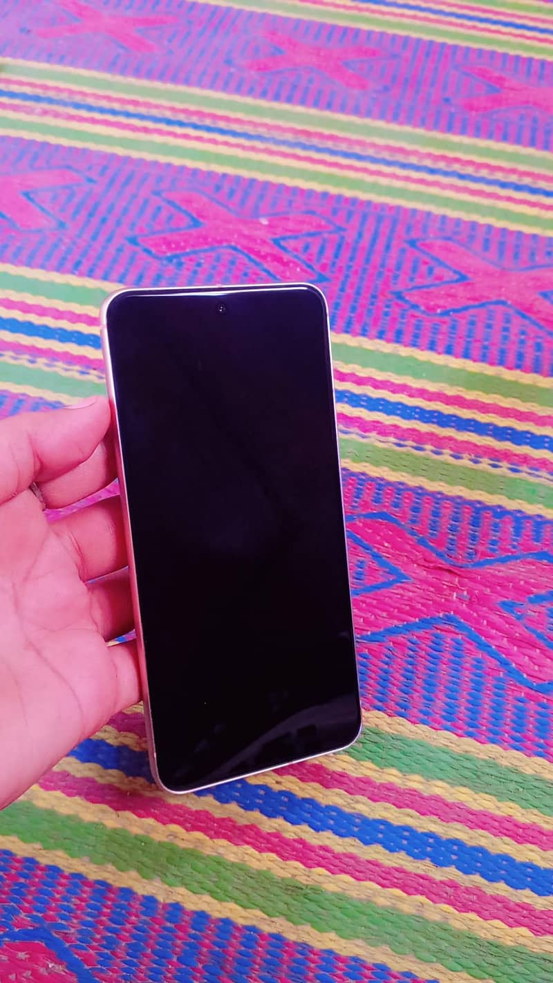 Google Pixel 8 3