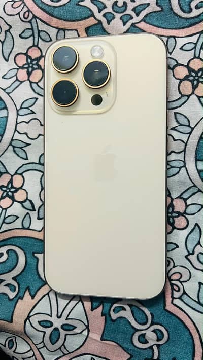 Apple iPhone 16 Pro