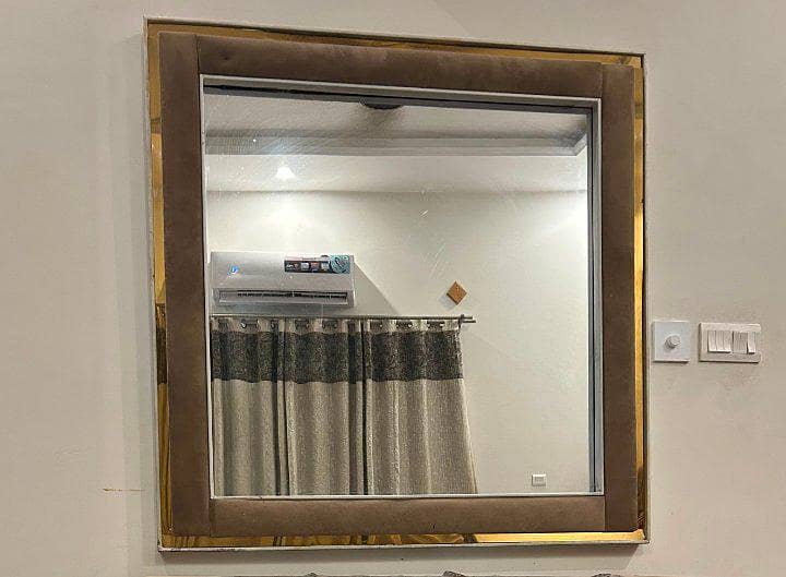 dressing table with mirror 1