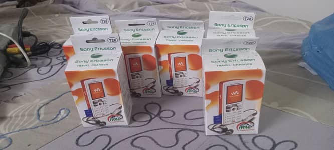 sony erricine orignal new charger All ok