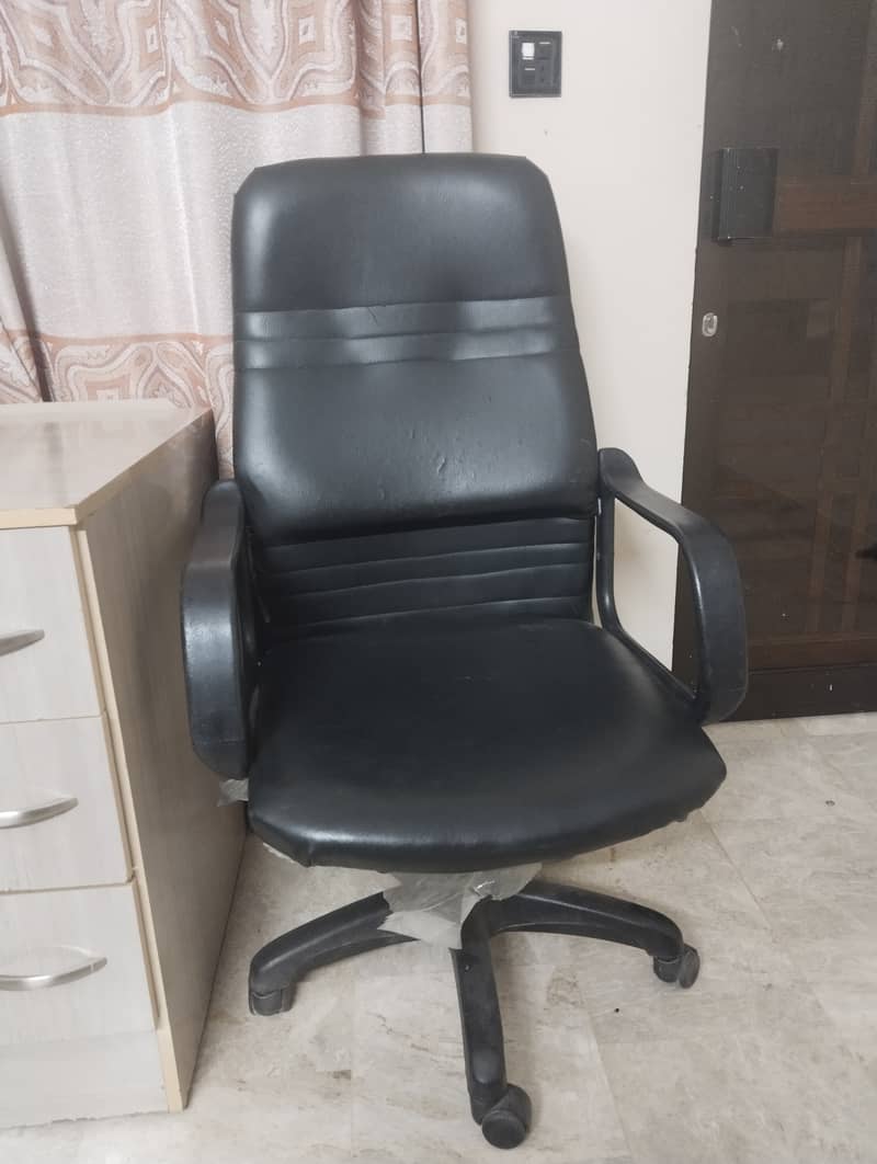 Computer Table and Chair 1