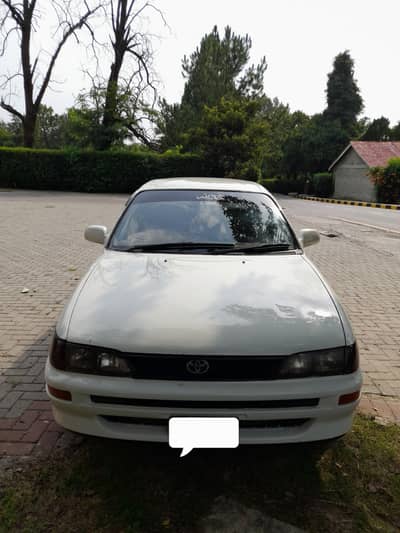 Toyota Corolla XE 2000