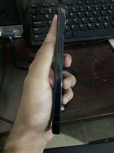 Apple iPhone 13 MDM