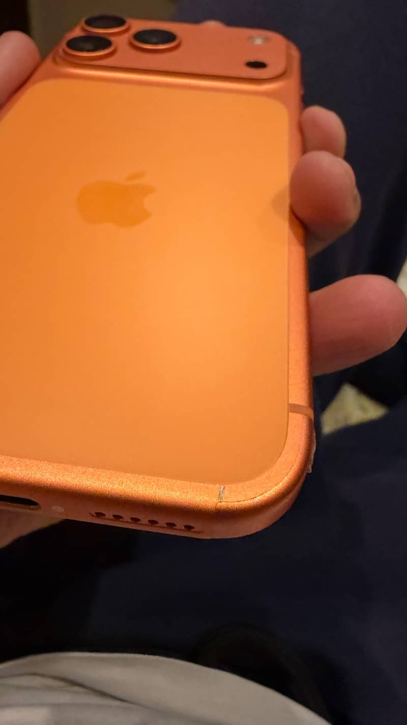 iphone 17 pro max 1