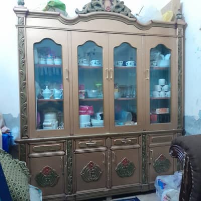 showcase for crockery