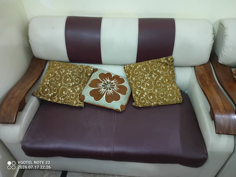 Used sofa set condition8/10 2
