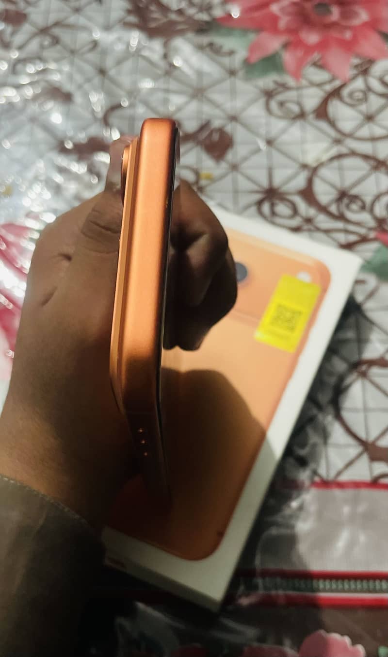 Apple iPhone 17 Pro Max 4