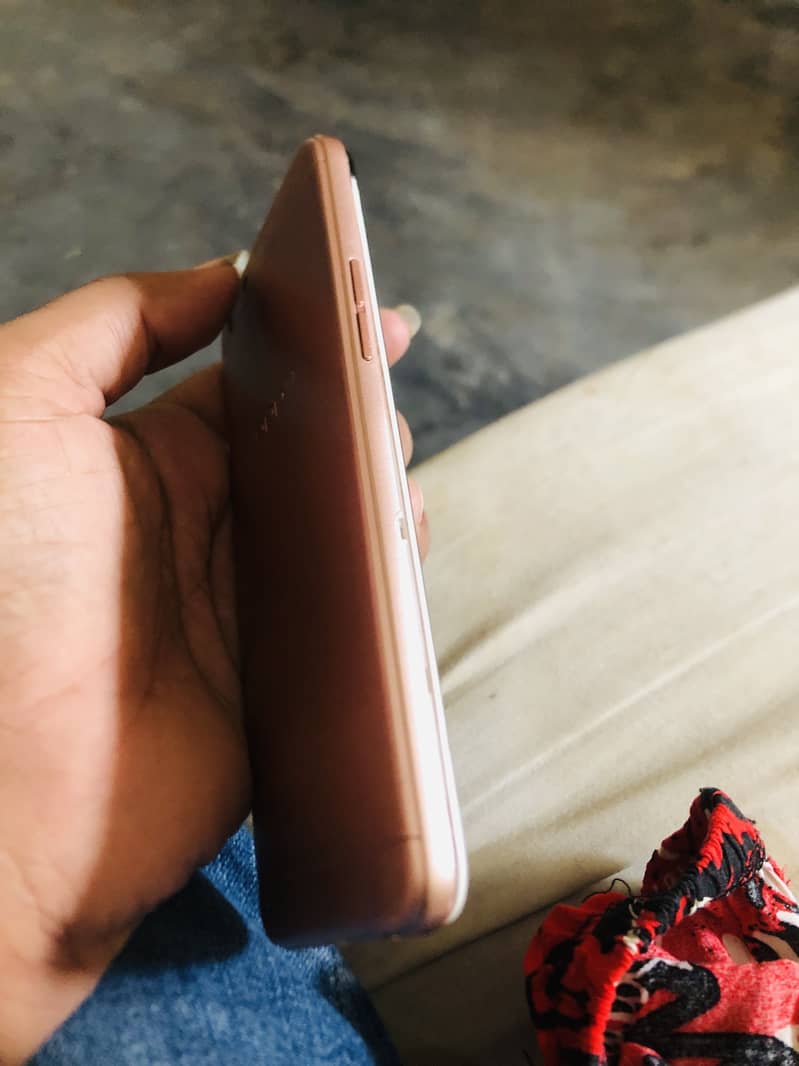 OPPO A57 4