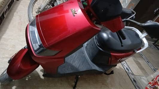 E-Dorado Electric Scooter . Family Used . Well Maintained .