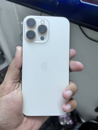 16 Pro Max 256gb Desert titanium Non pta with box