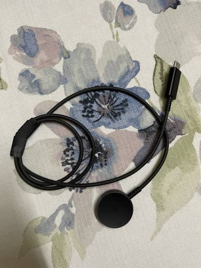 An original Samsung Galaxy Watch Fast Charger Magnetic (USB-C)