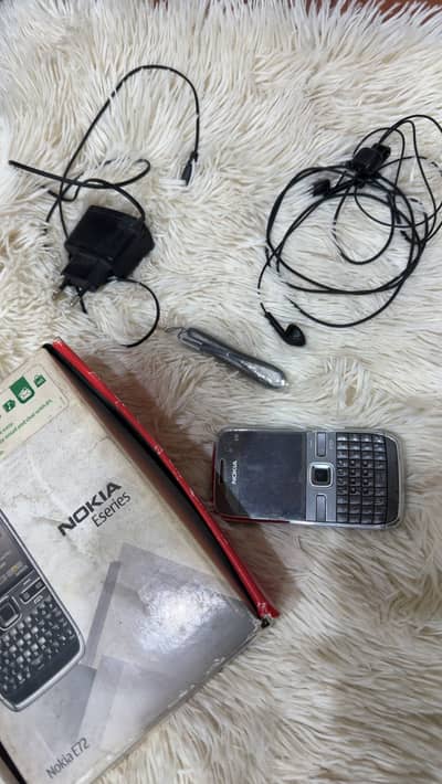 Nokia E72 With full Box