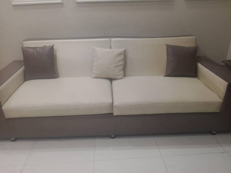 4 seater sofa 5