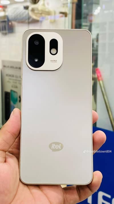 Itel A 100c