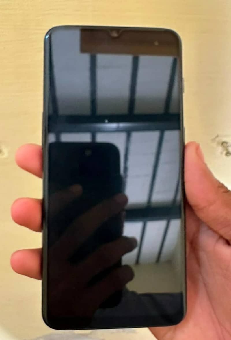 One Plus 6T 2