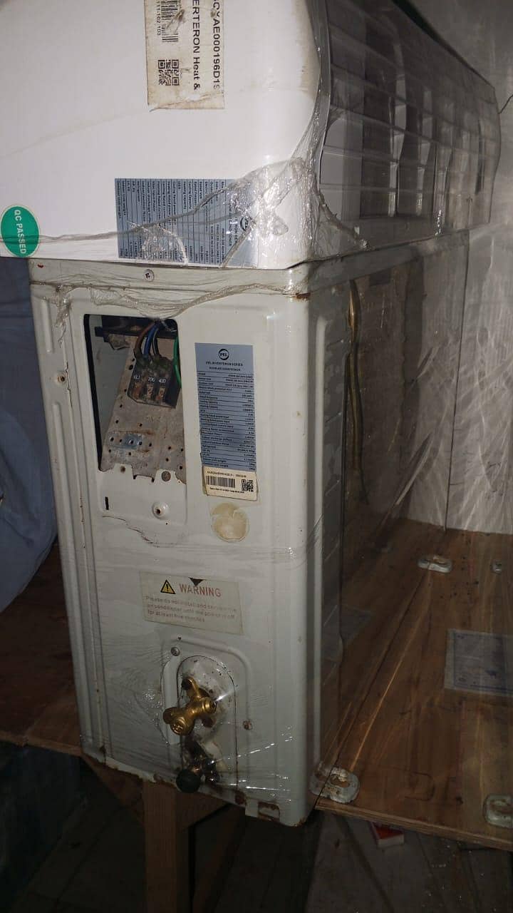 split AC 1