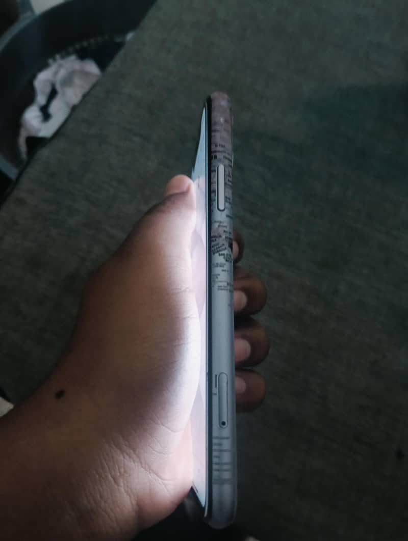Apple iPhone 11 2