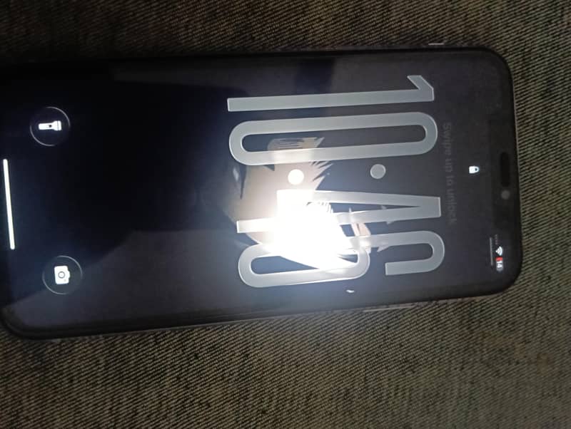 Apple iPhone 11 7