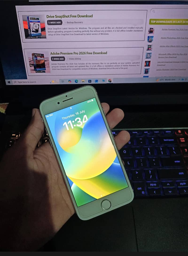 Apple iPhone 8 1