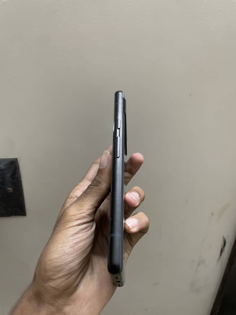 Google Pixel 6a 5