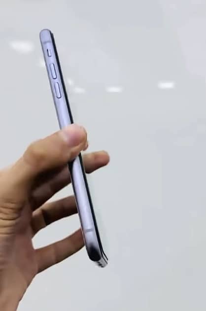 Apple iPhone 11 2